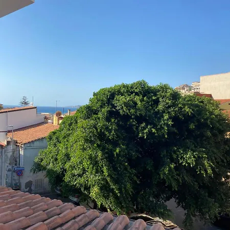 Il Timone فندق مبيت وإفطار 3*