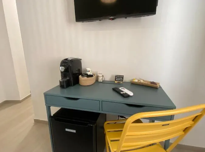 Oda ve Kahvaltı Il Timone 3*